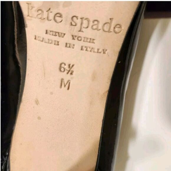 KATE SPADE Kelley Black Patent Leather "Wingtip" Pattern Pumps Sz.6.5 Ret. $328 - Picture 8 of 8